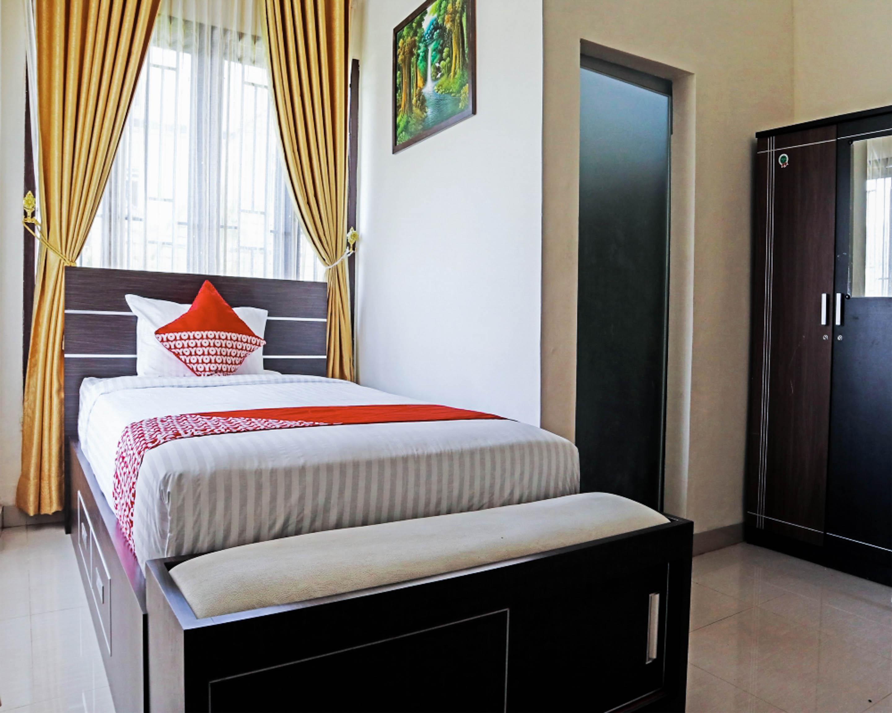 Oyo 1326 Mahakam Guest House Παντάνγκ Εξωτερικό φωτογραφία